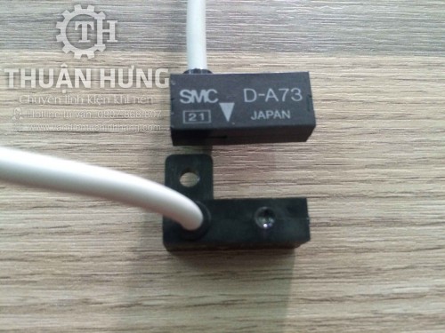 Cảm Biến Từ Sensor SMC D-A73 Dùng Cho Xy Lanh Khí Nén